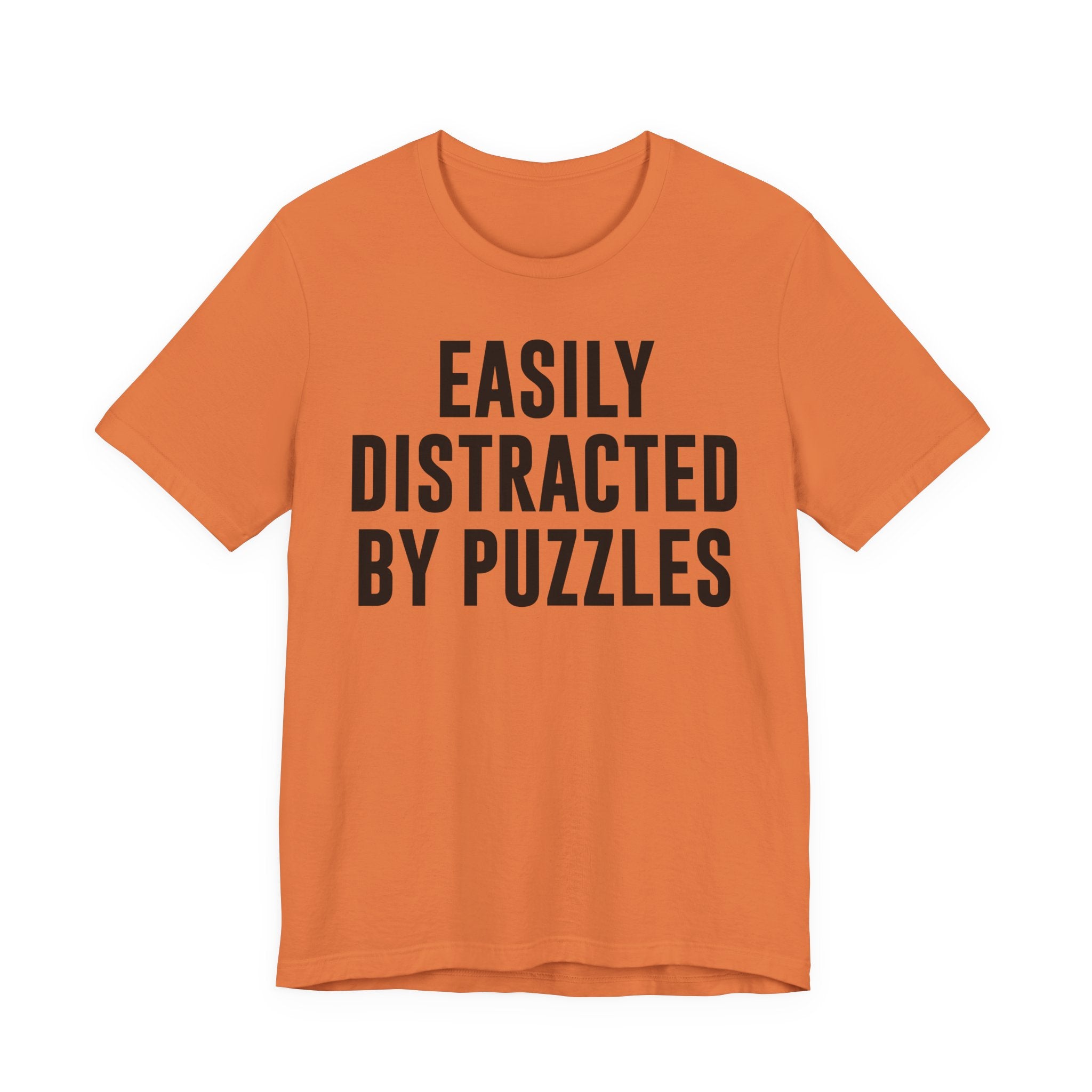 Easily Distracted by Puzzles Shirt – Funny Puzzle T-Shirt for Puzzlers, Jigsaw Fans & Puzzle Lovers | Gifts for Puzzle Enthusiasts