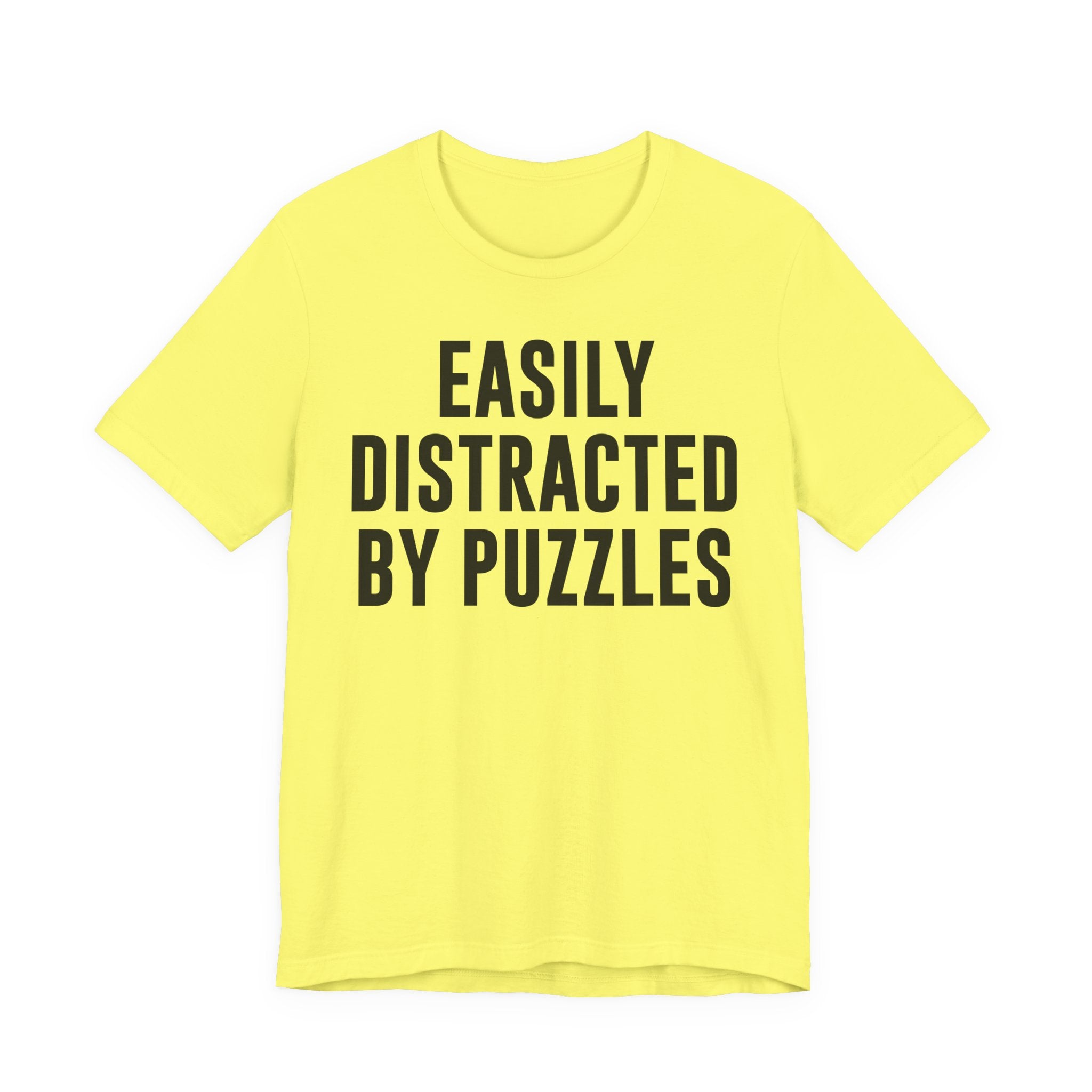 Easily Distracted by Puzzles Shirt – Funny Puzzle T-Shirt for Puzzlers, Jigsaw Fans & Puzzle Lovers | Gifts for Puzzle Enthusiasts